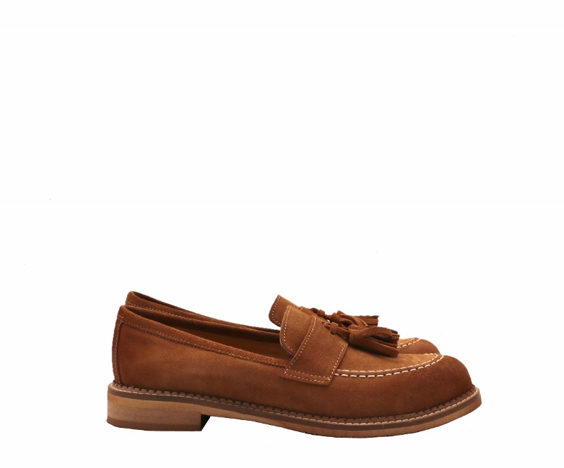 Moccasin leather shoes