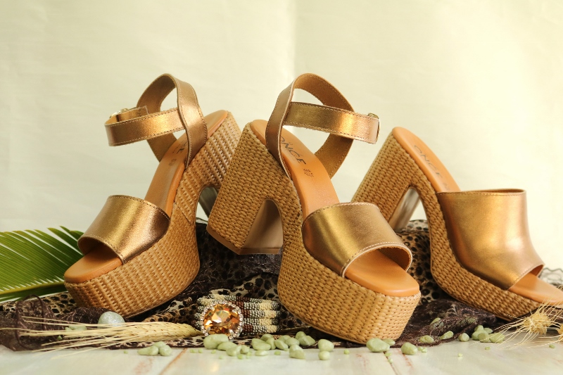 Discover the latest news on our wholesale shoe stock